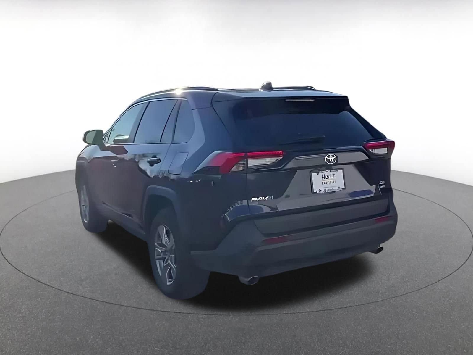 Thumbnail: 2025 Toyota RAV4 - 10