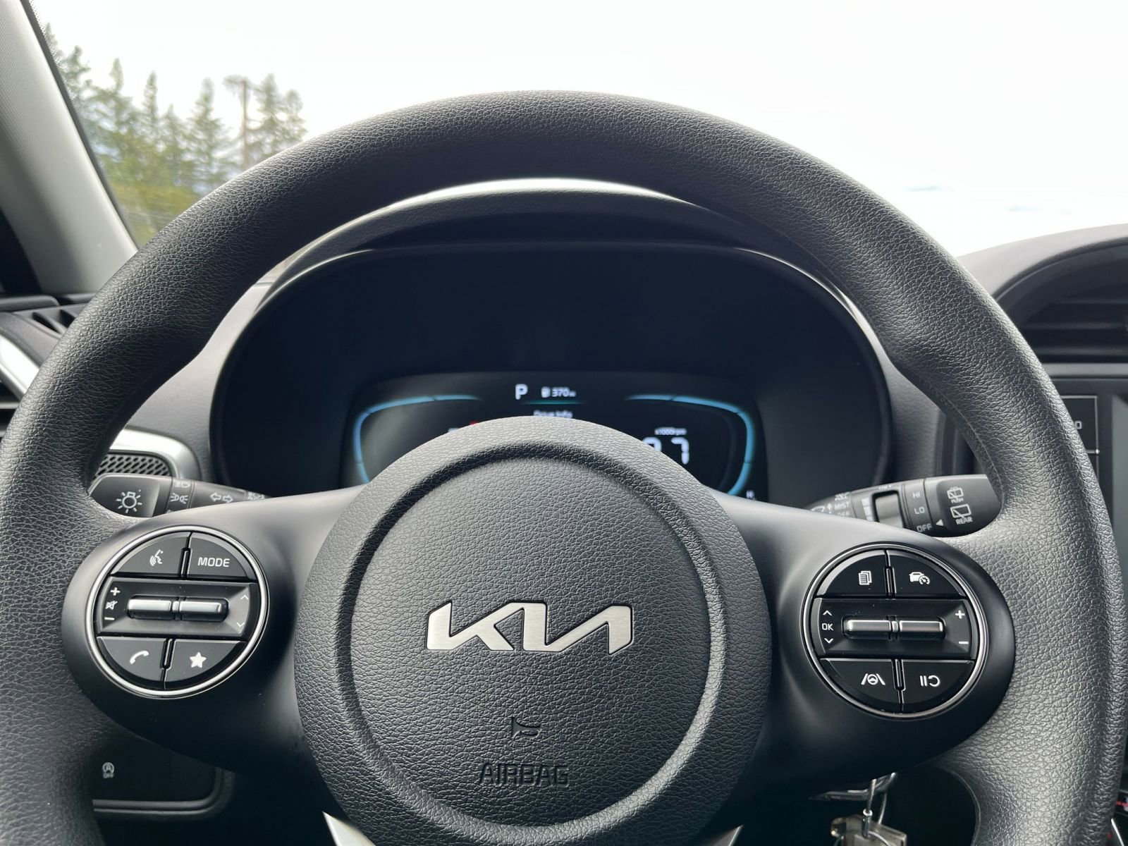 Thumbnail: 2025 Kia Soul - 25