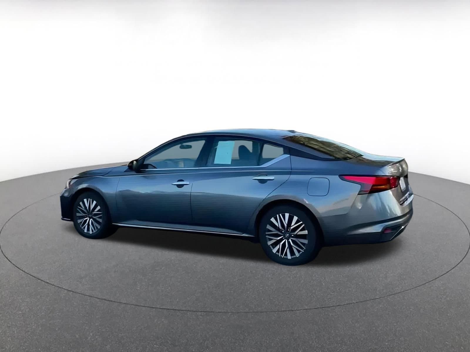 Thumbnail: 2024 Nissan Altima - 15