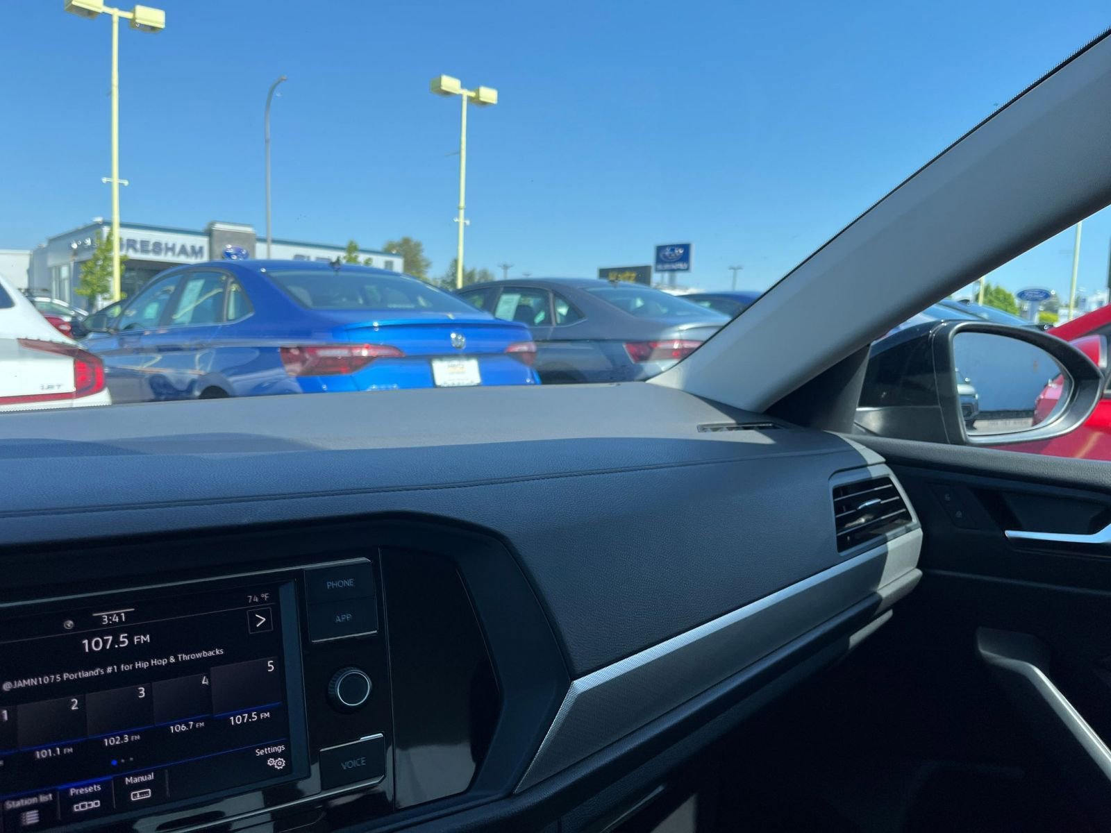 2024 Volkswagen Jetta S 33