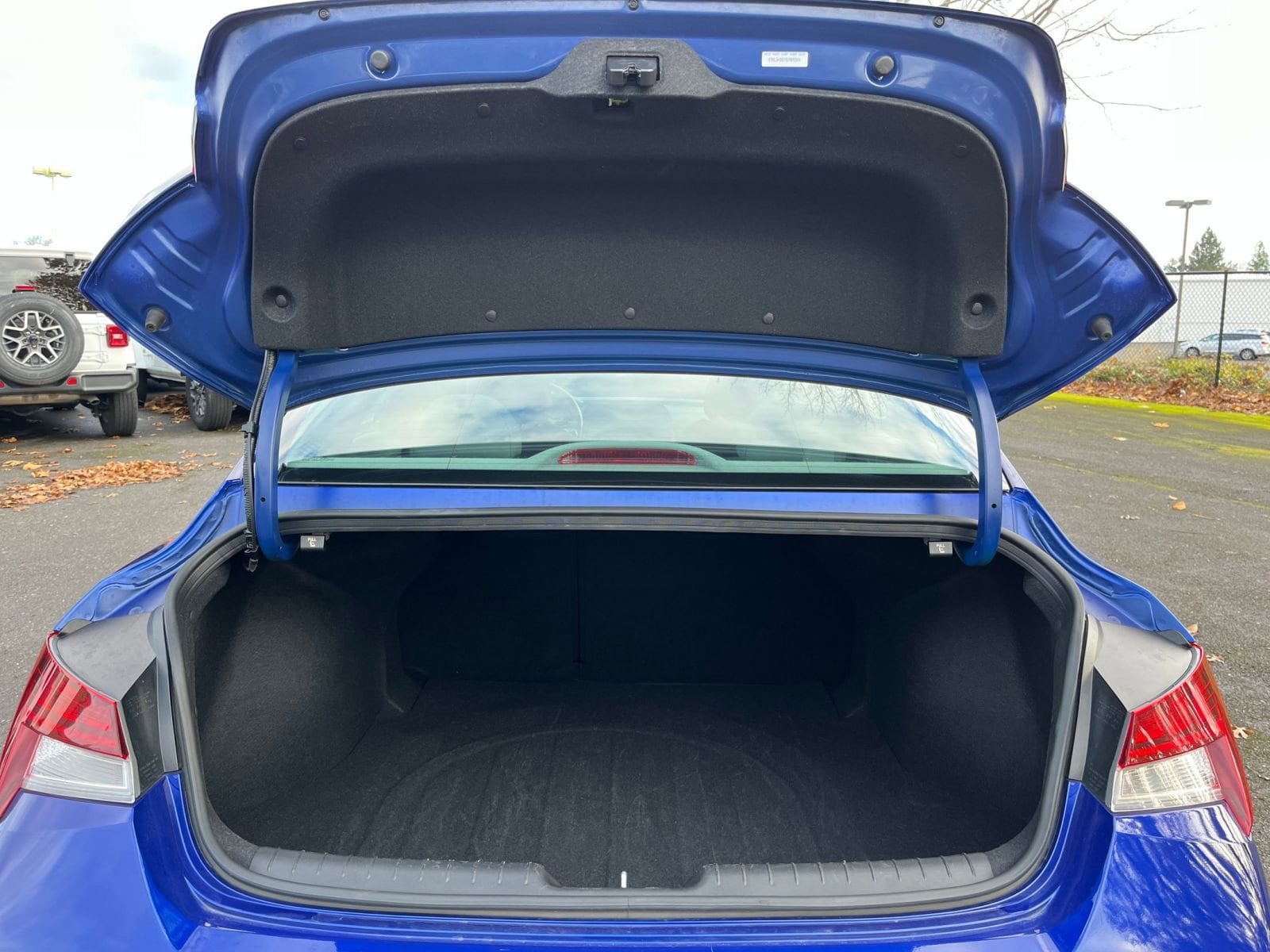 Thumbnail: 2025 Hyundai Elantra - 30