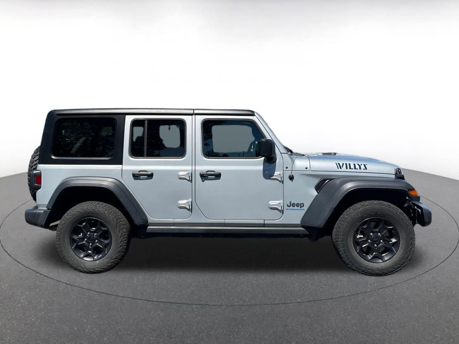 Thumbnail: 2023 Jeep Wrangler - 10