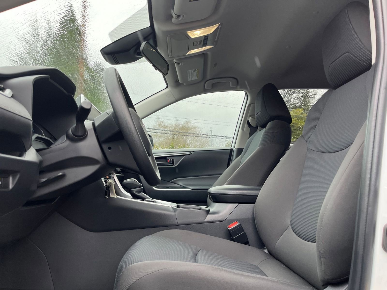 Thumbnail: 2025 Toyota RAV4 - 25