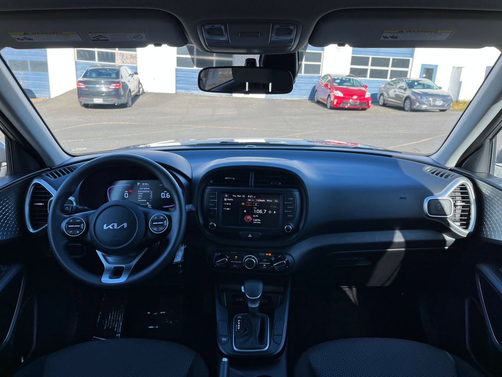 Thumbnail: 2025 Kia Soul - 31