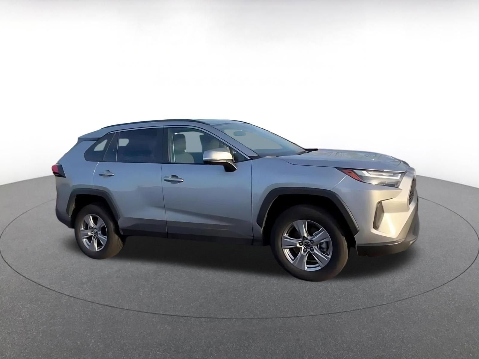 Thumbnail: 2025 Toyota RAV4 - 2
