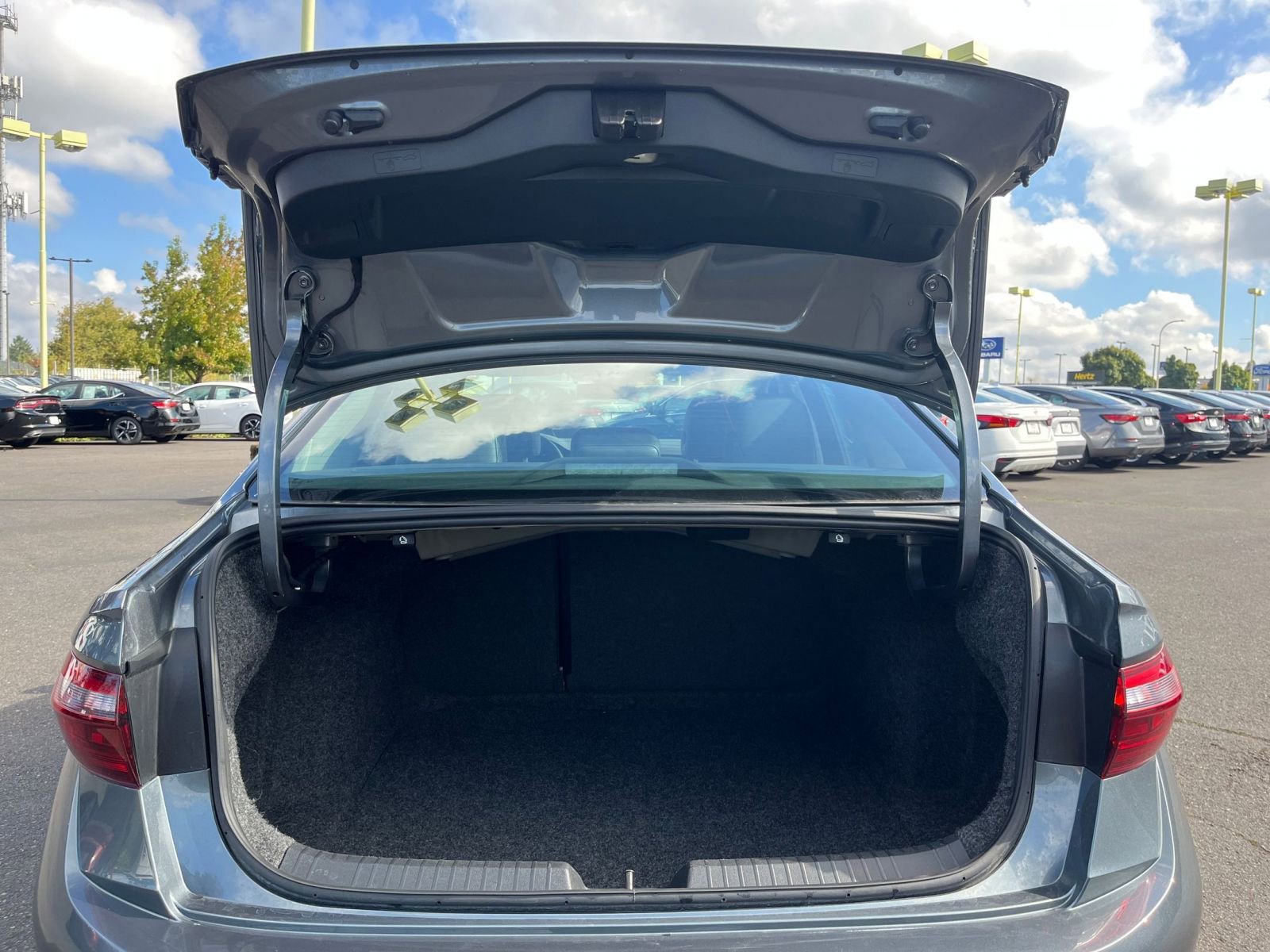 Thumbnail: 2025 Volkswagen Jetta - 30