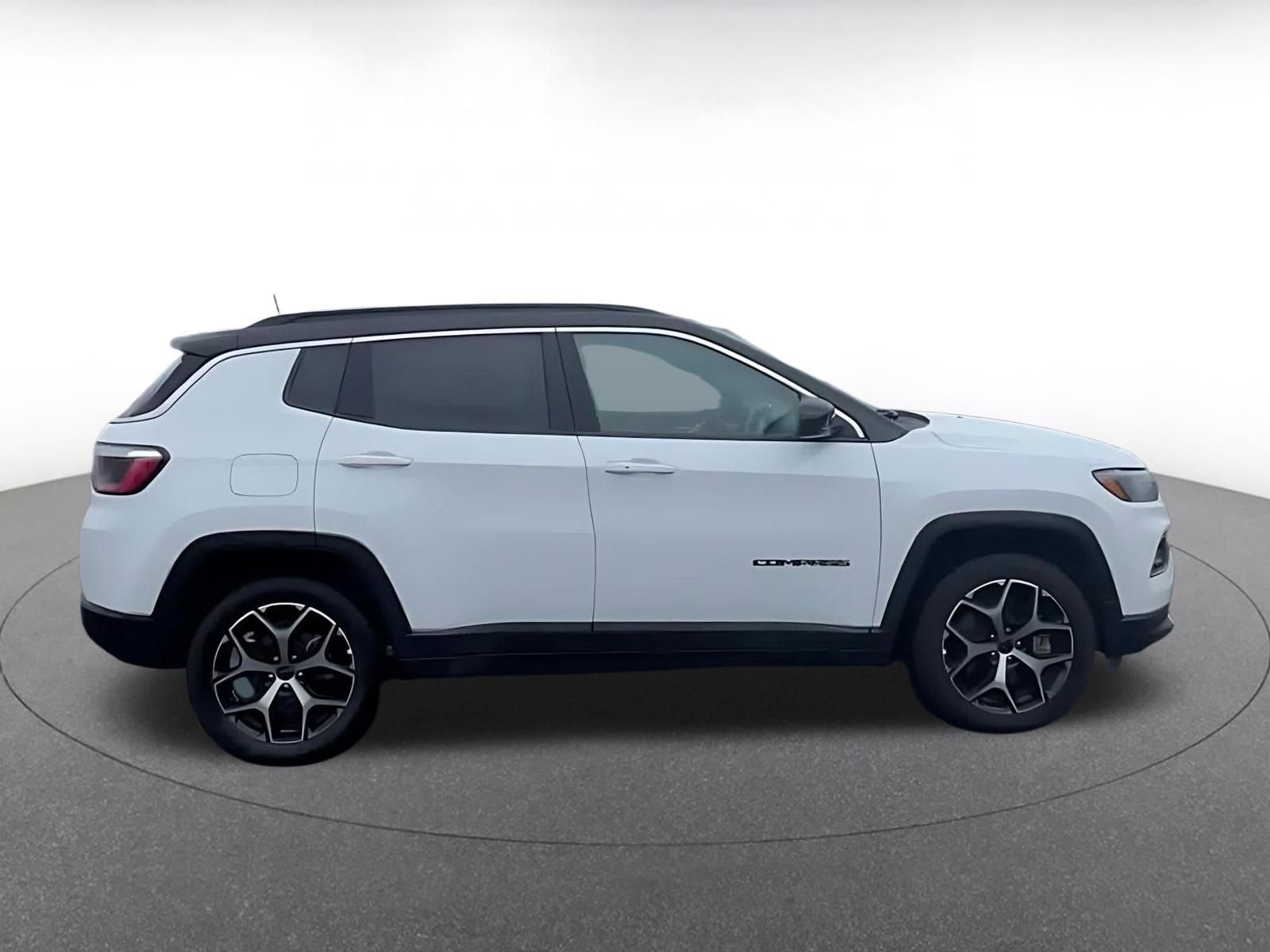 Thumbnail: 2025 Jeep Compass - 16