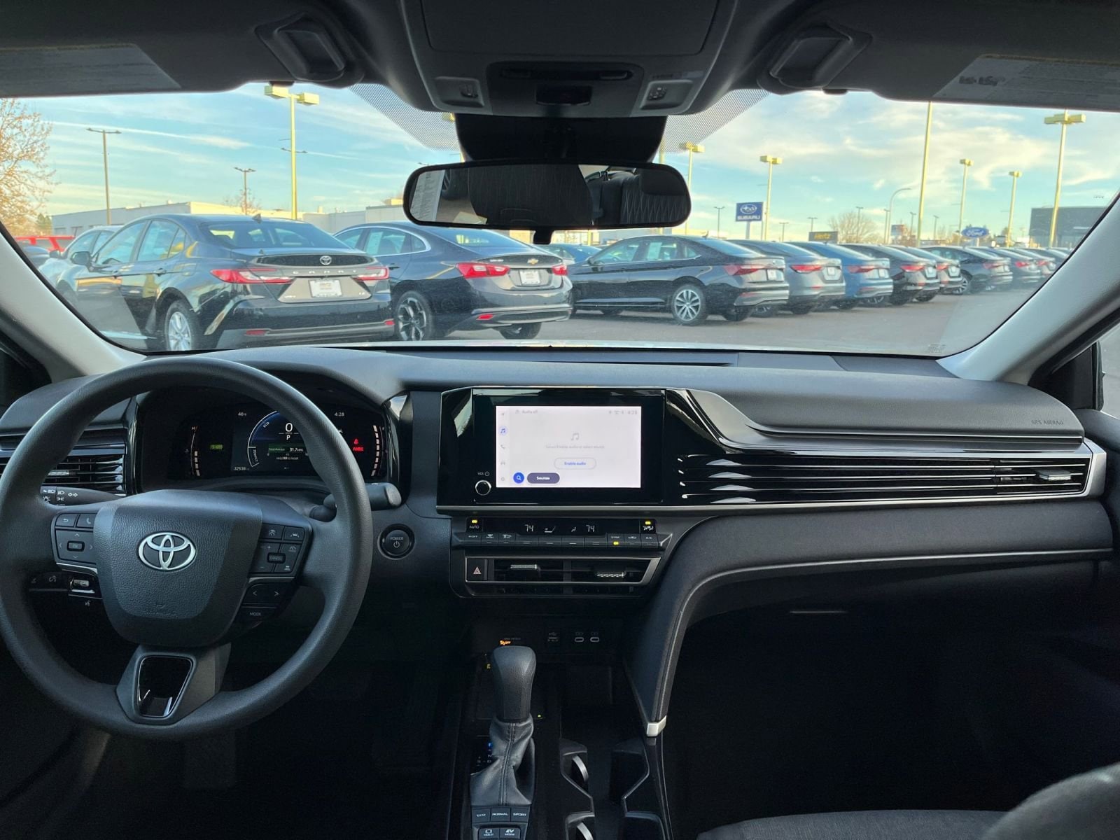 Thumbnail: 2025 Toyota Camry - 32