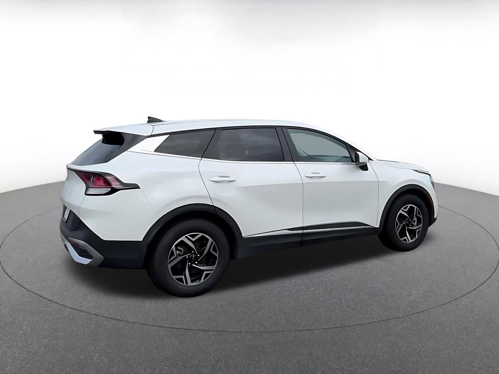 Thumbnail: 2024 Kia Sportage - 12