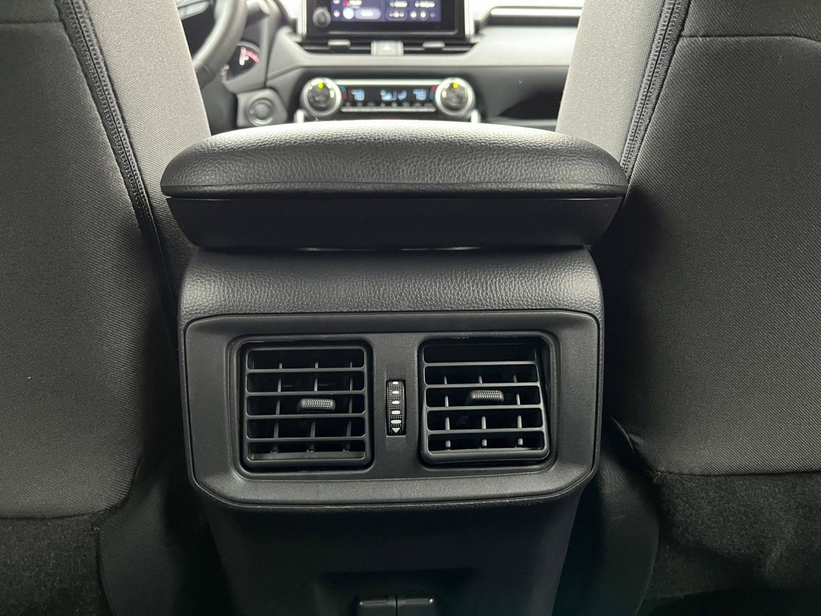 Thumbnail: 2025 Toyota RAV4 - 24