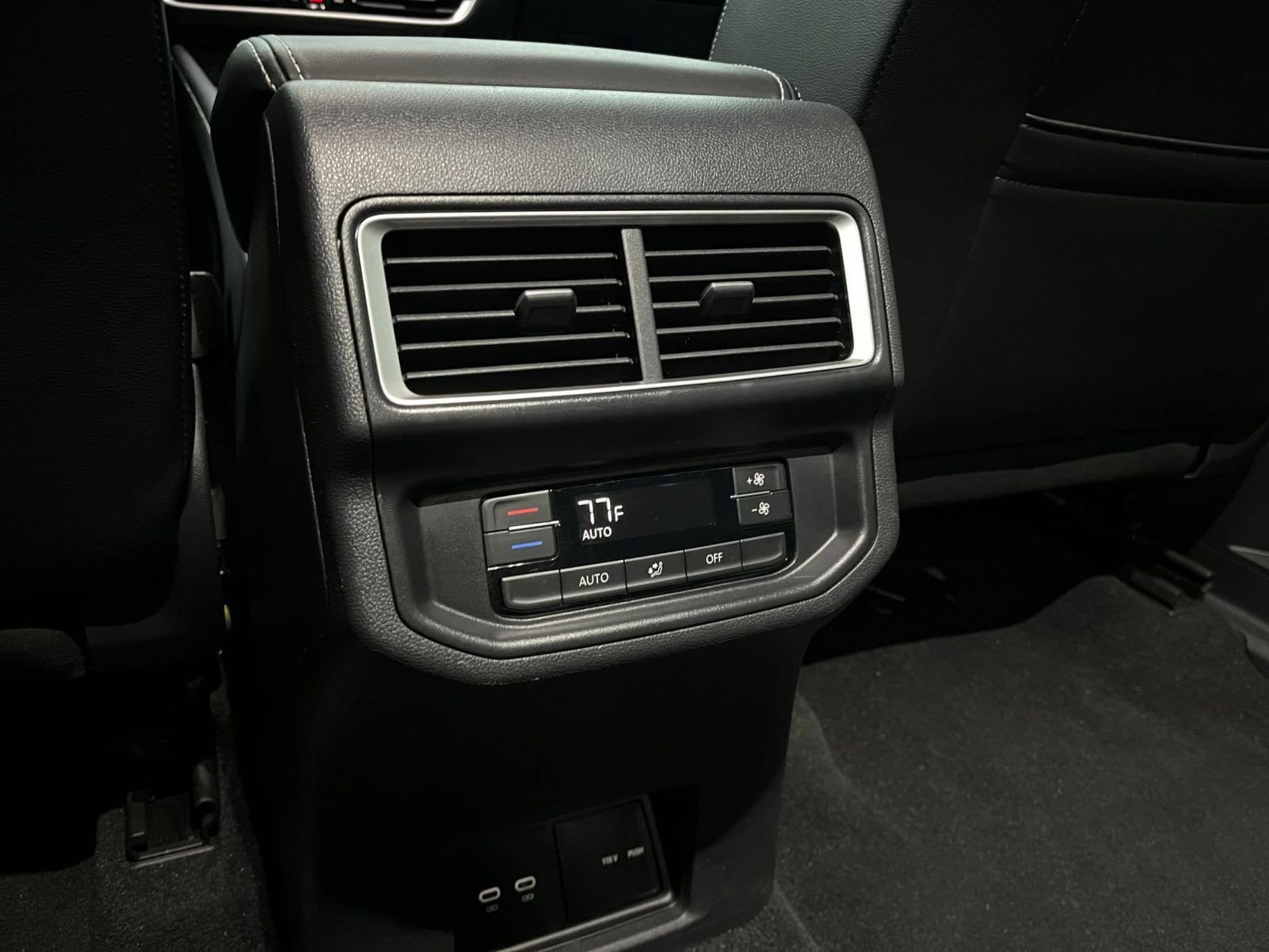 Thumbnail: 2025 Volkswagen Atlas - 27