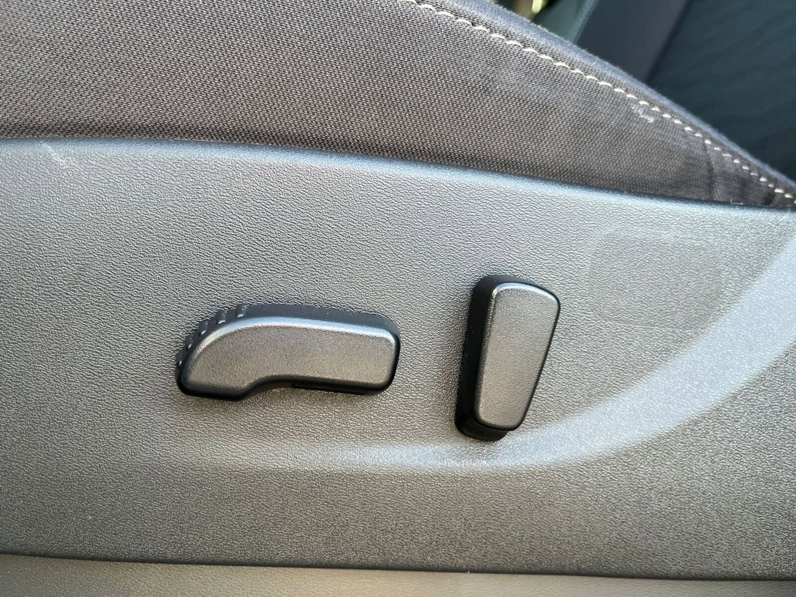 Thumbnail: 2024 Nissan Frontier - 23