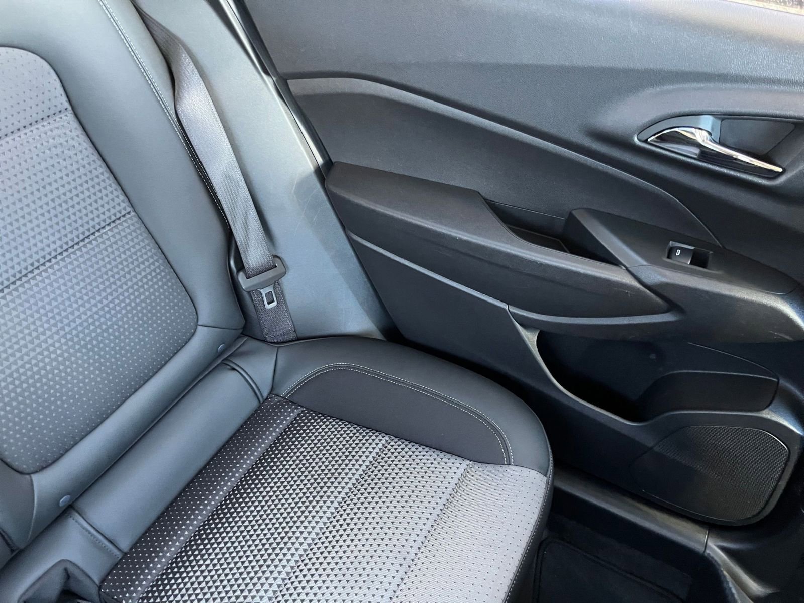 Thumbnail: 2025 Chevrolet Trax - 35