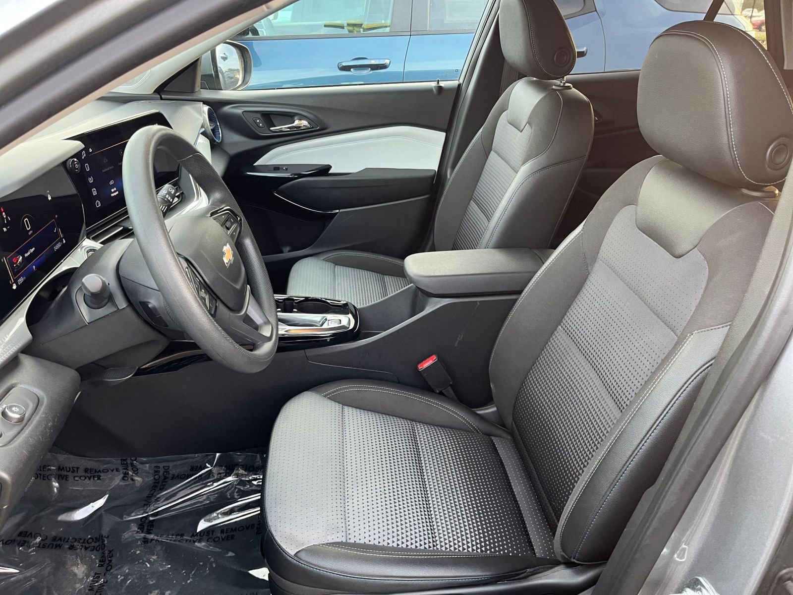 Thumbnail: 2025 Chevrolet Trax - 34