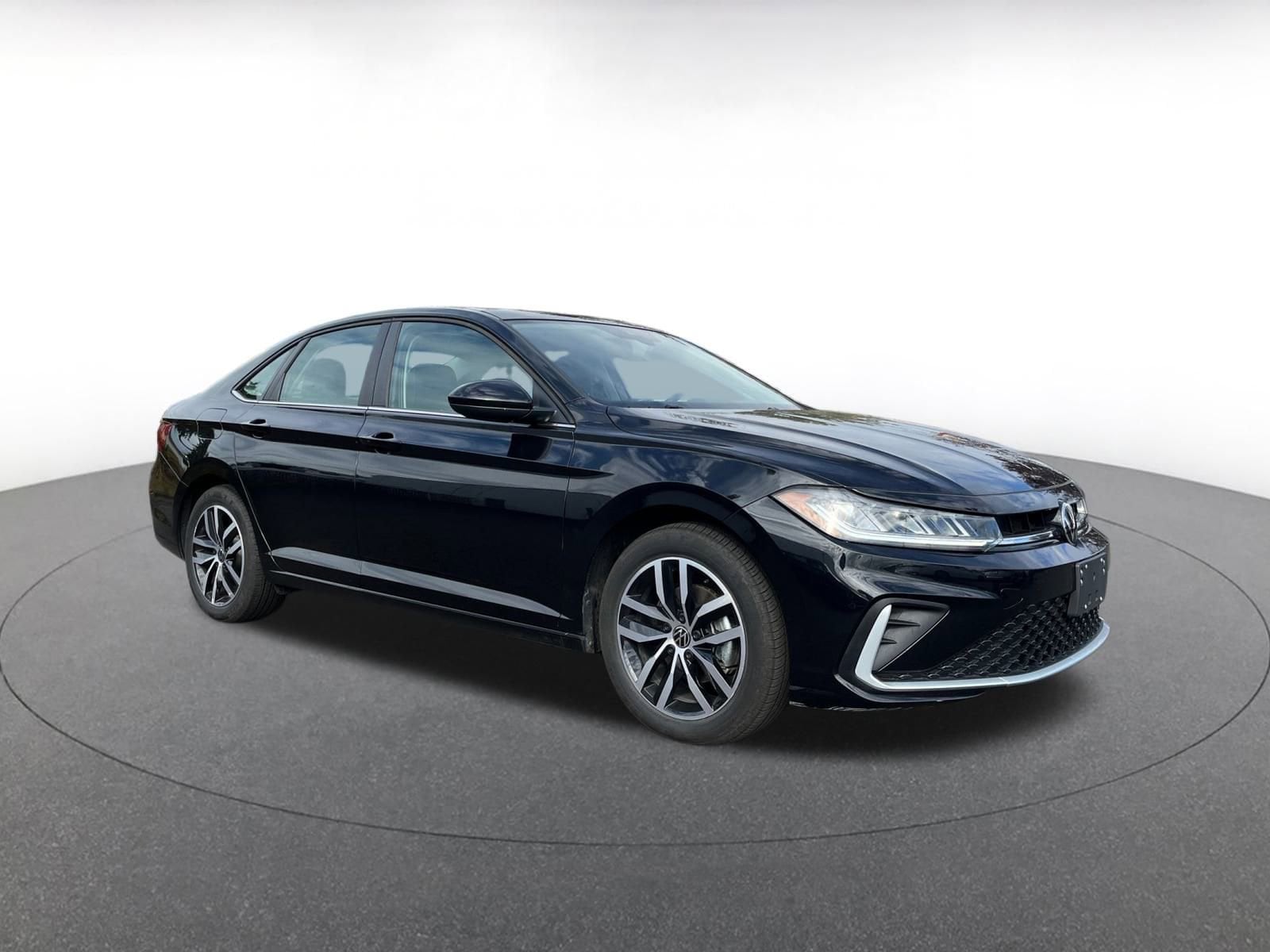 Thumbnail: 2025 Volkswagen Jetta - 1