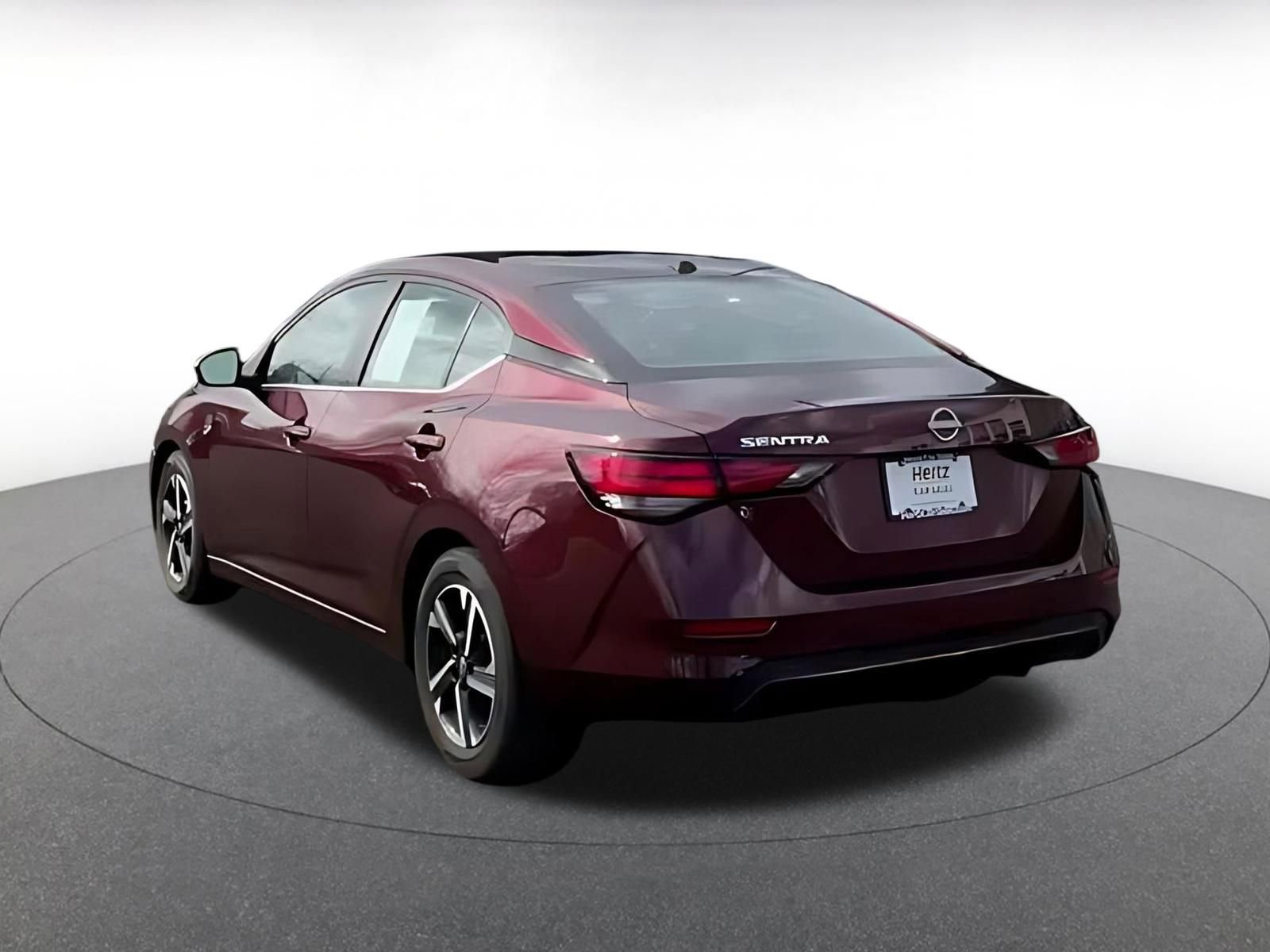 Thumbnail: 2025 Nissan Sentra - 10