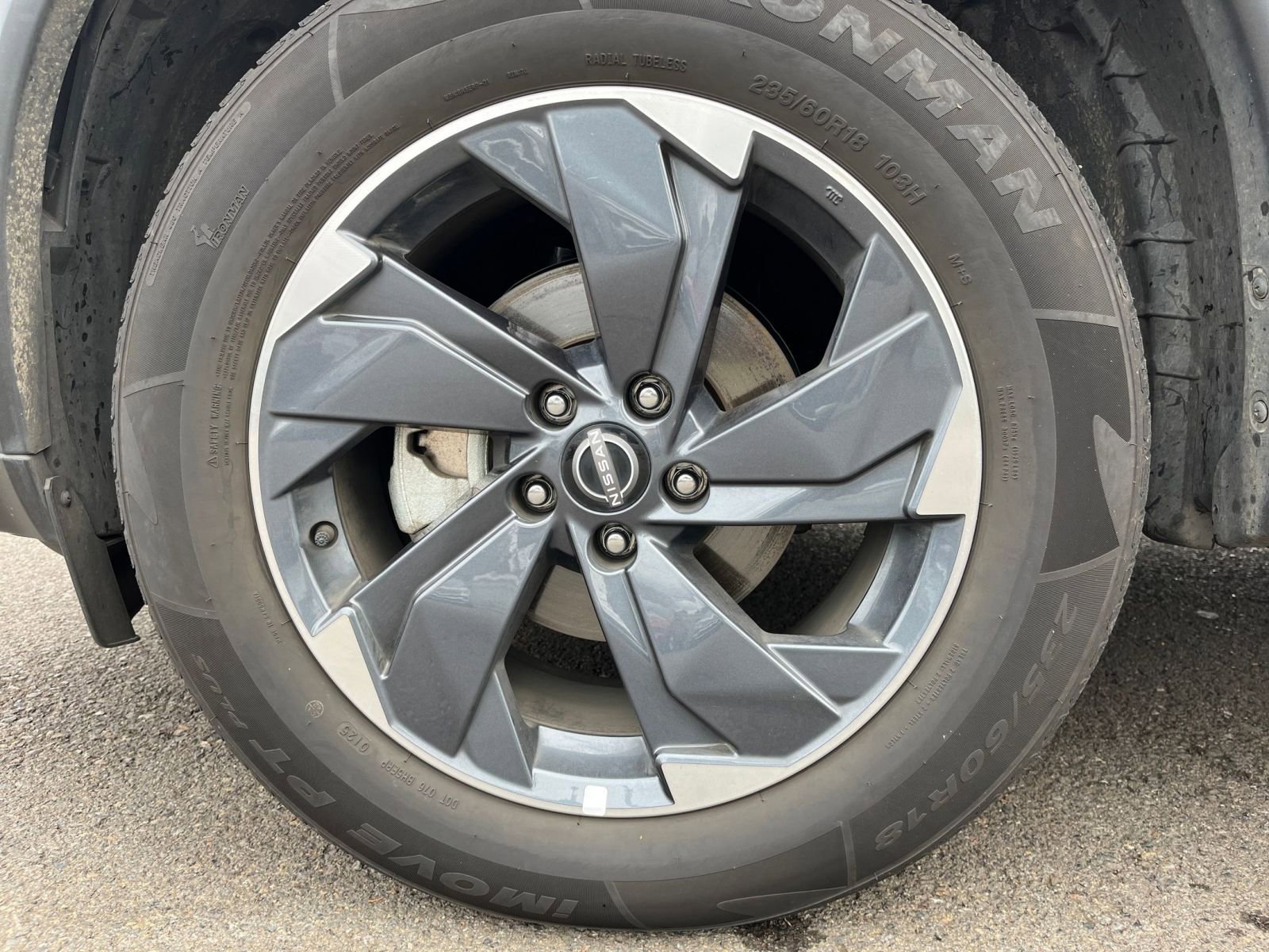 Thumbnail: 2025 Nissan Rogue - 32