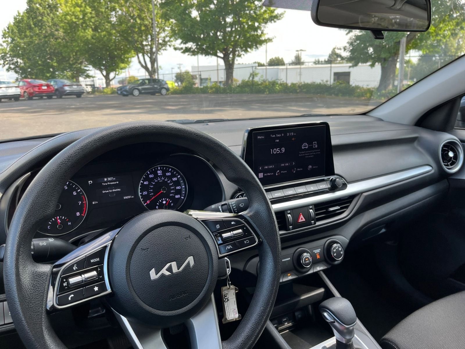 Thumbnail: 2024 Kia Forte - 32