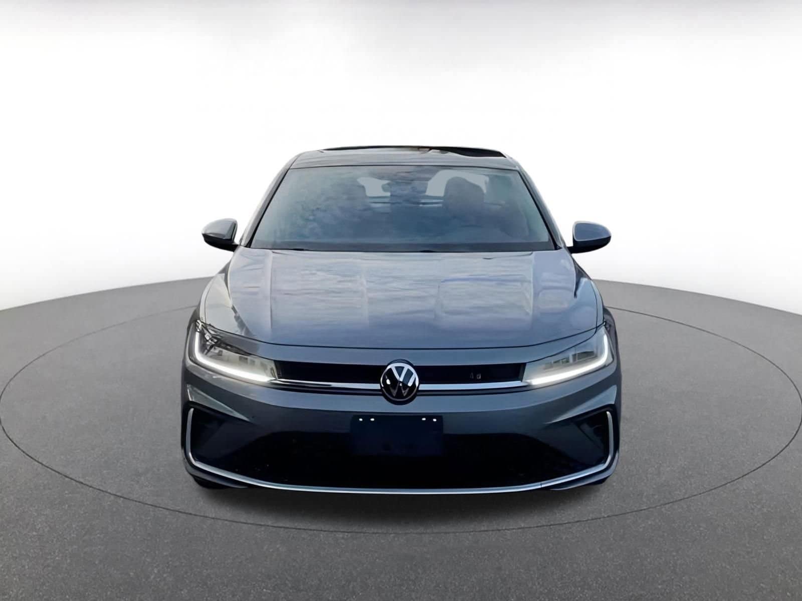 Thumbnail: 2025 Volkswagen Jetta - 4