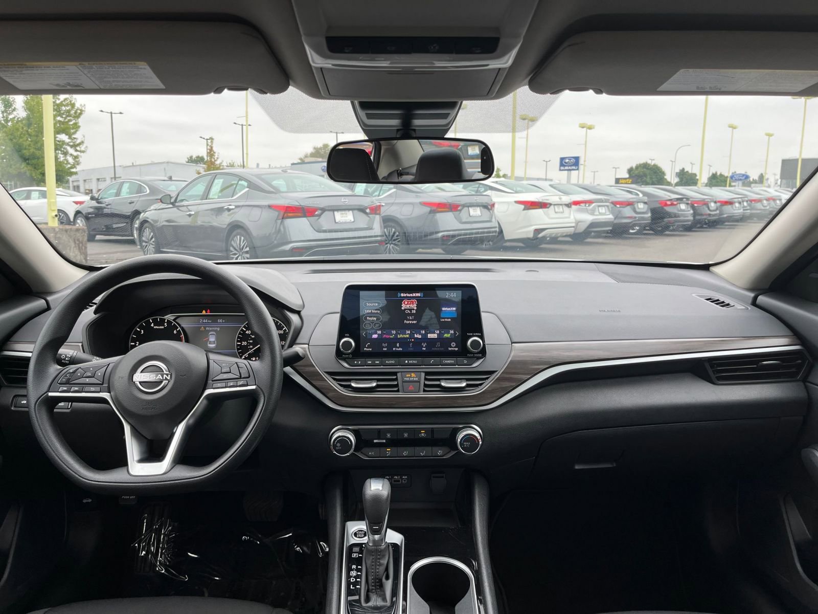 Thumbnail: 2024 Nissan Altima - 32