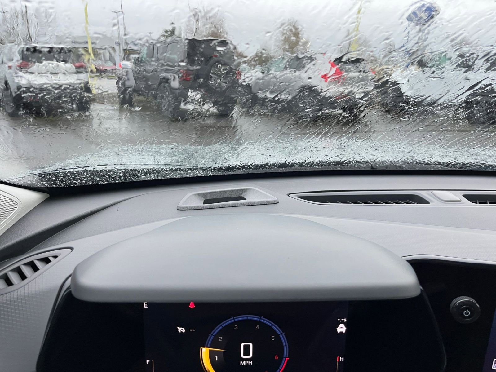 Thumbnail: 2025 Chevrolet Trax - 32