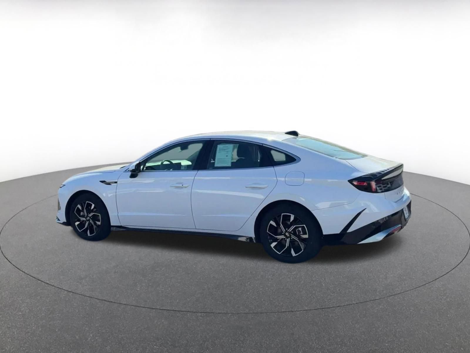 Thumbnail: 2025 Hyundai Sonata - 10