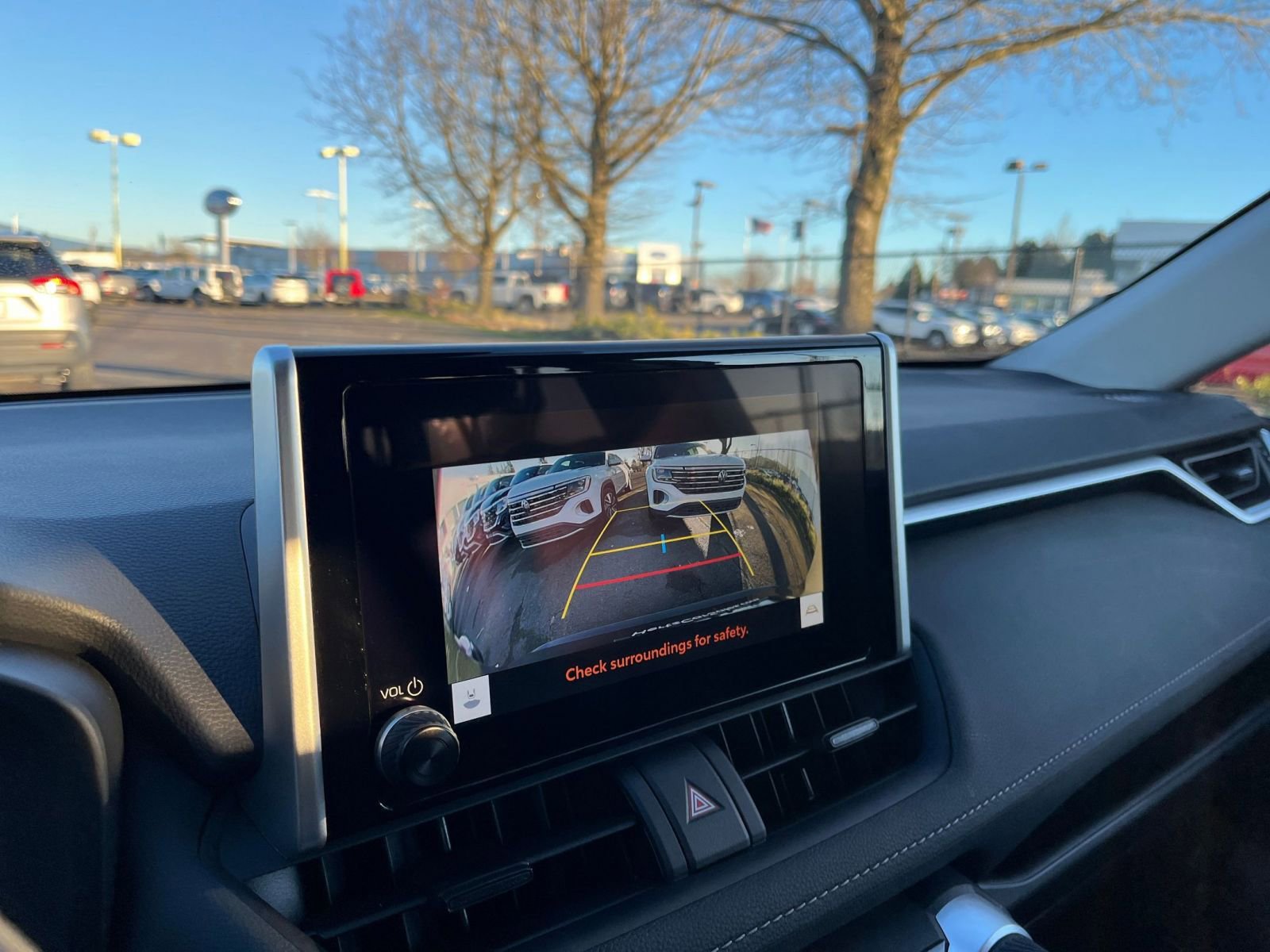 Thumbnail: 2025 Toyota RAV4 - 17