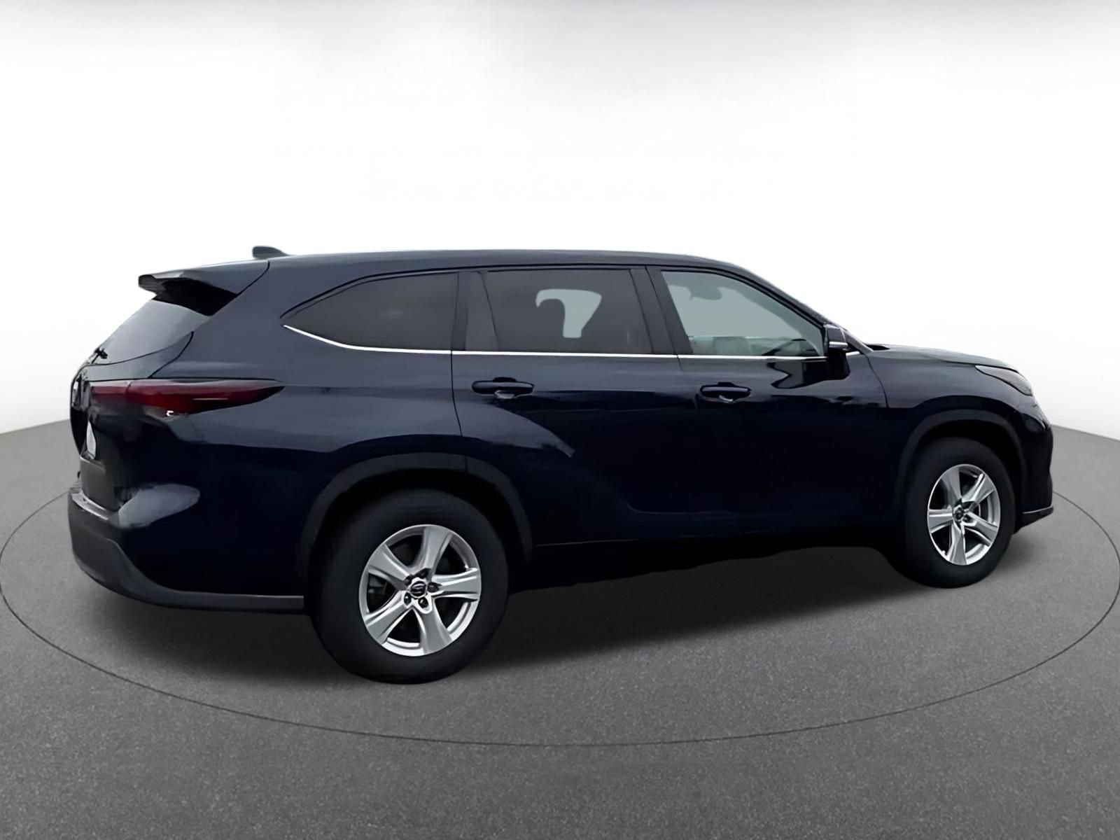 Thumbnail: 2025 Toyota Highlander - 10