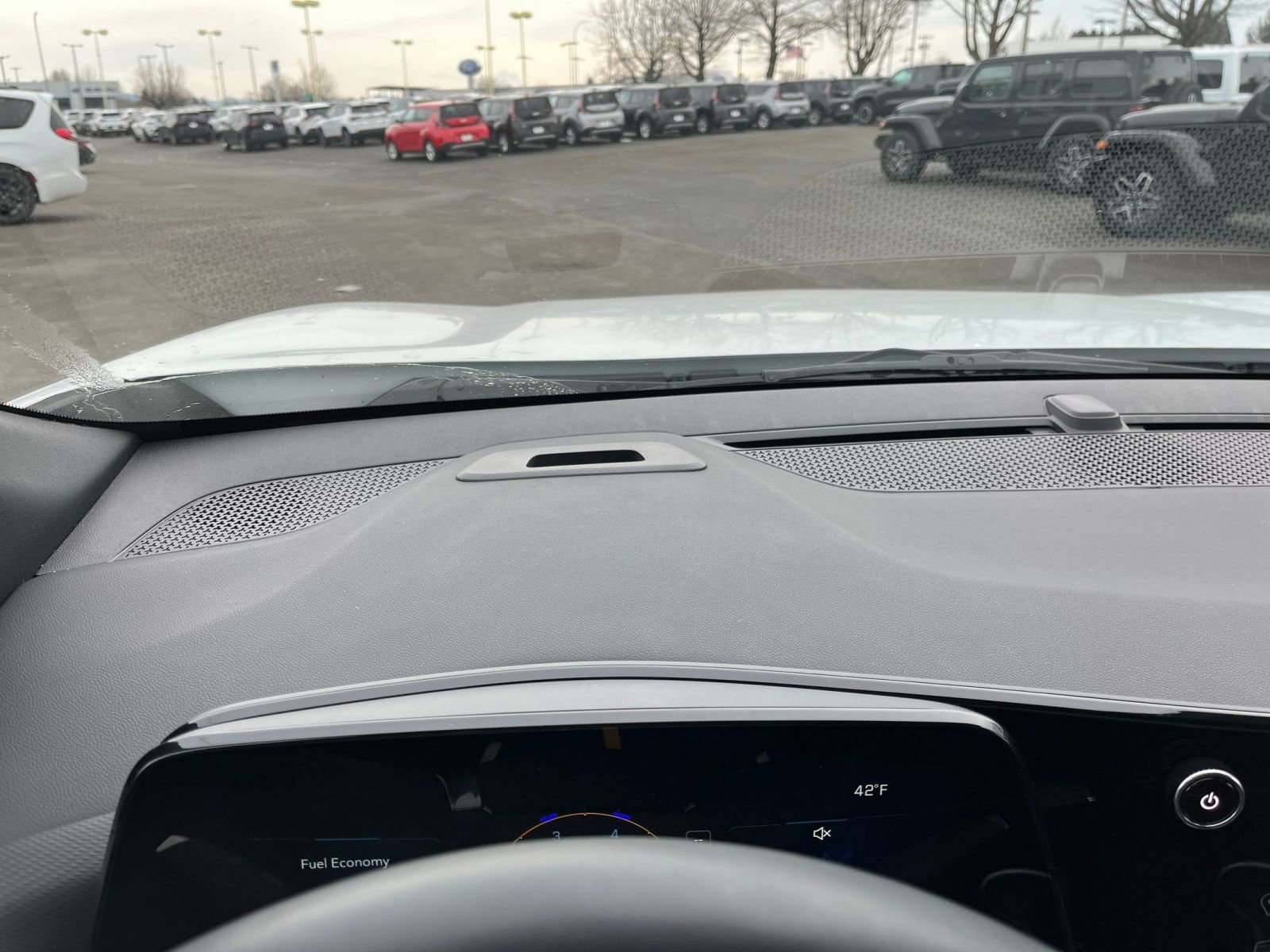 Thumbnail: 2025 Chevrolet Equinox - 33