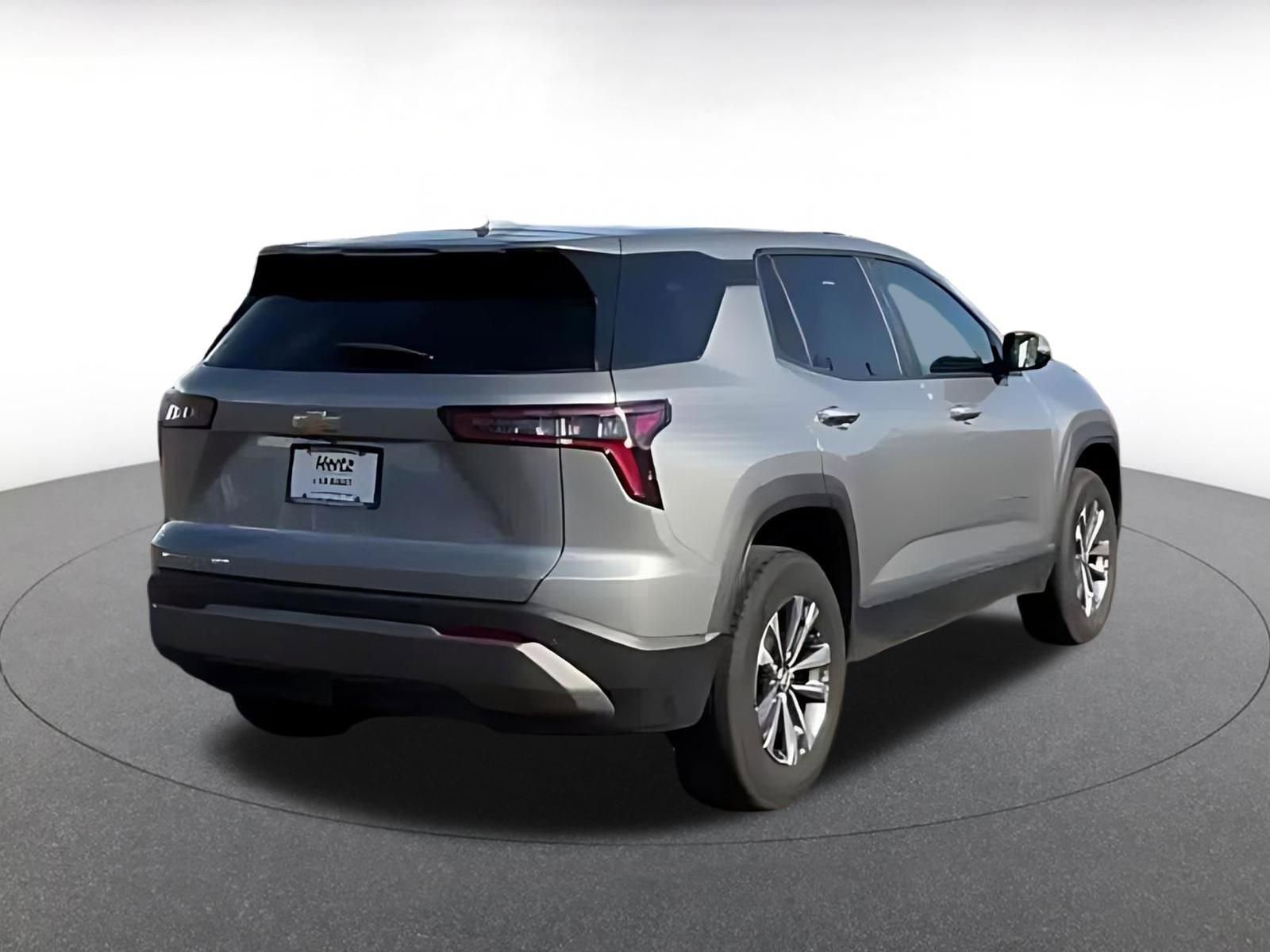 Thumbnail: 2025 Chevrolet Equinox - 9