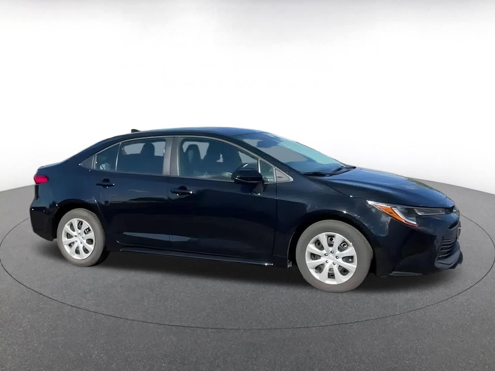 Thumbnail: 2024 Toyota Corolla - 9