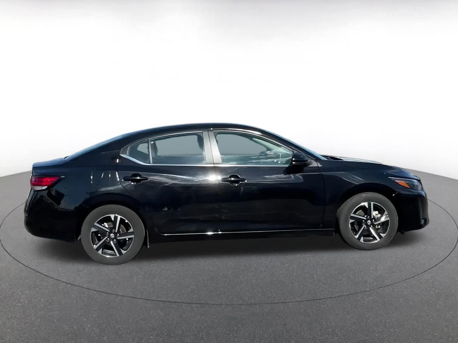Thumbnail: 2024 Nissan Sentra - 7