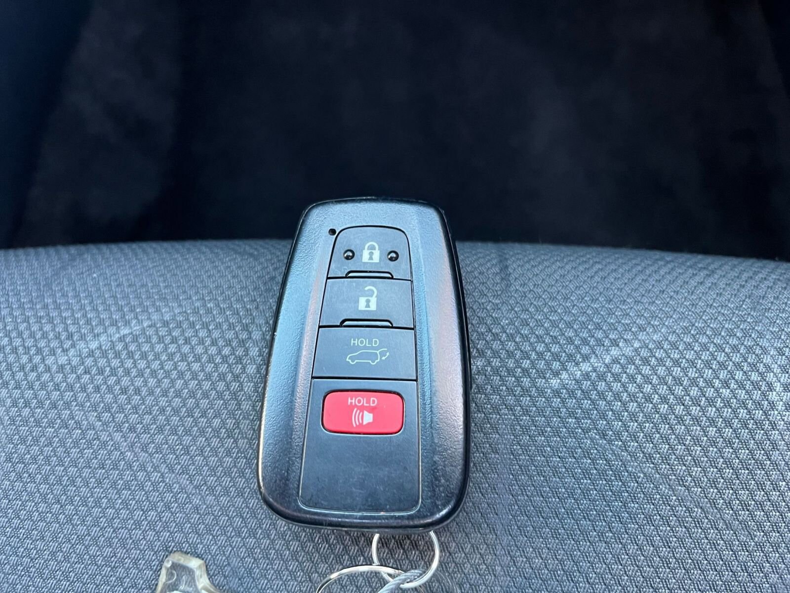 Thumbnail: 2025 Toyota RAV4 - 23