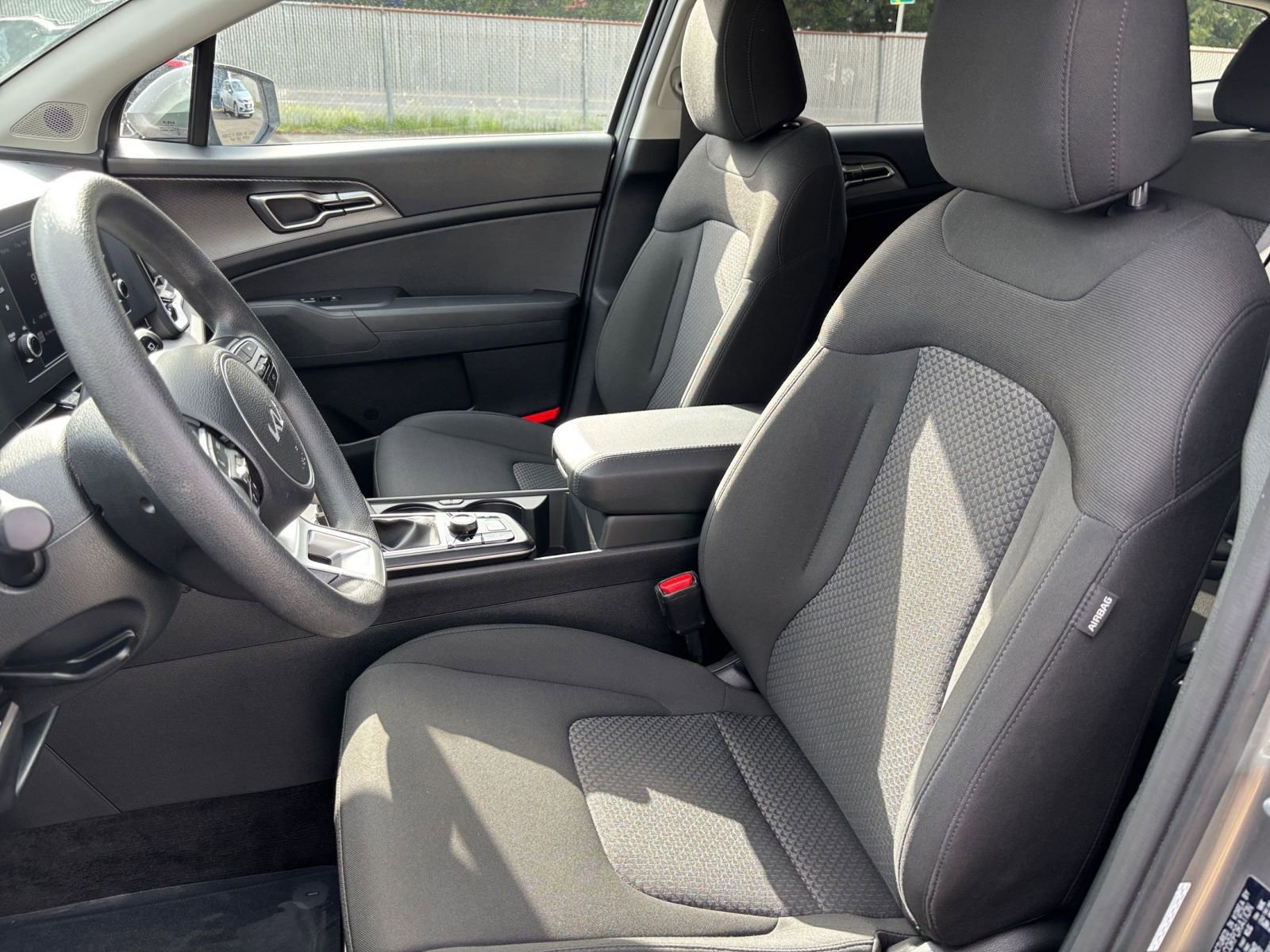 Thumbnail: 2025 Kia Sportage - 35