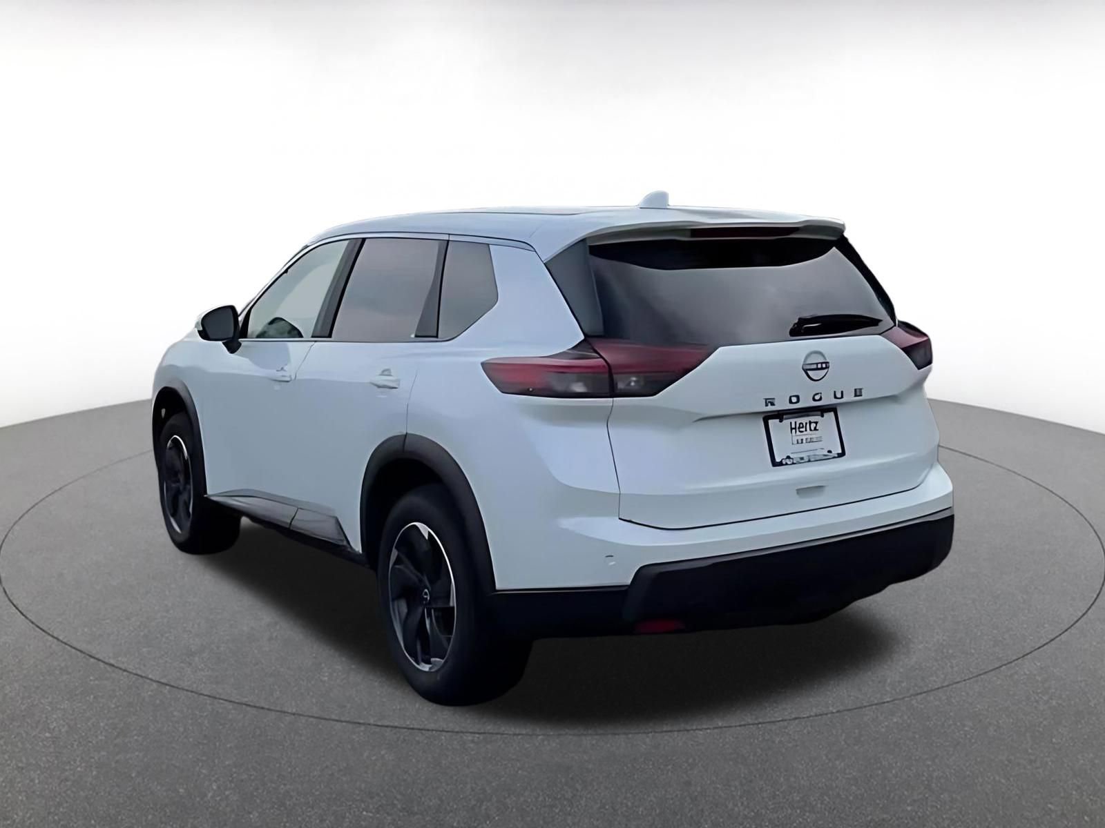Thumbnail: 2025 Nissan Rogue - 10