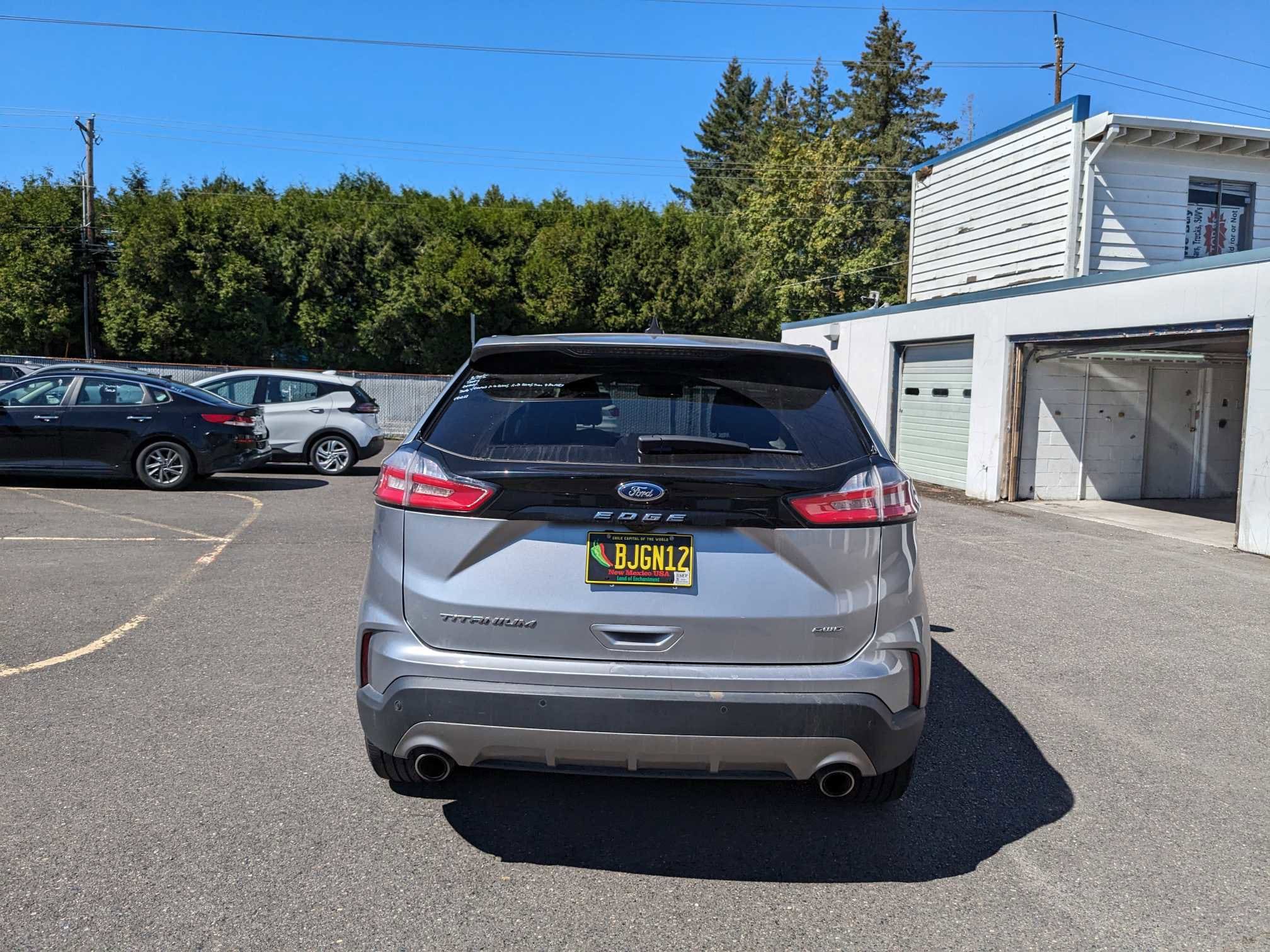 2022 Ford Edge Titanium 6