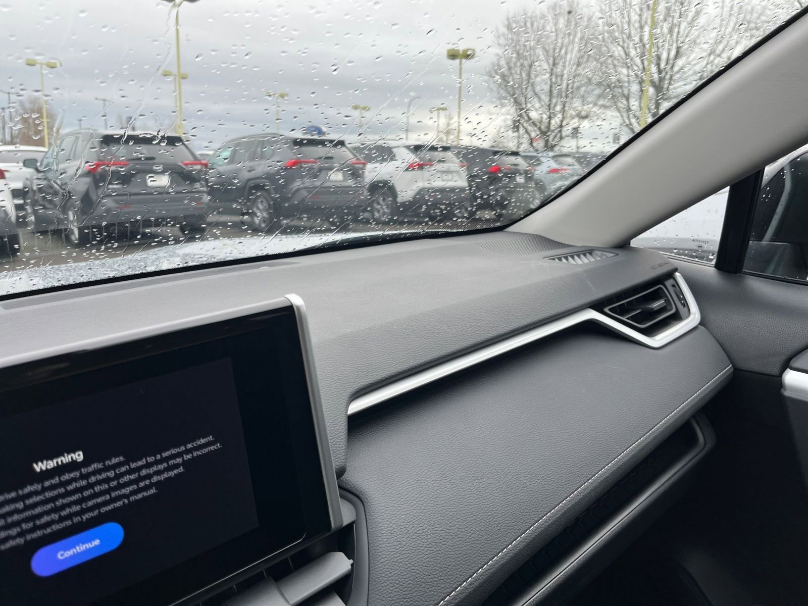 Thumbnail: 2025 Toyota RAV4 - 34