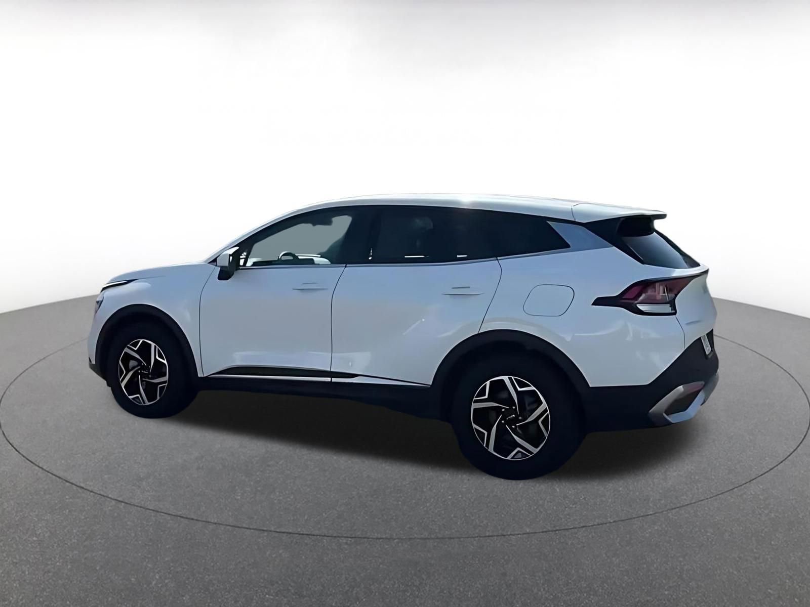 Thumbnail: 2025 Kia Sportage - 3