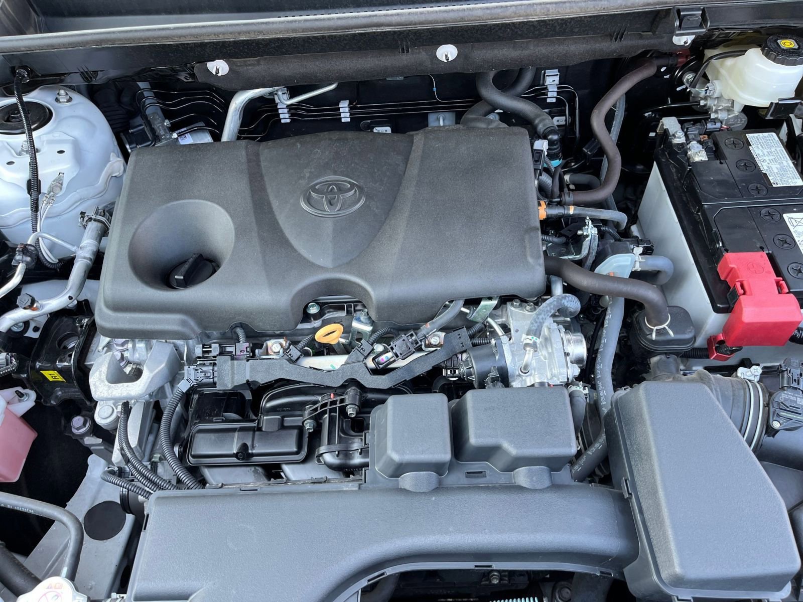 Thumbnail: 2024 Toyota RAV4 - 35