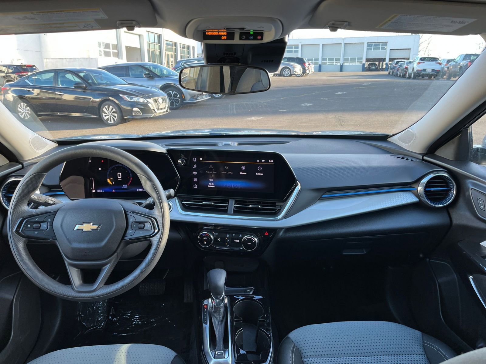 Thumbnail: 2025 Chevrolet Trax - 31