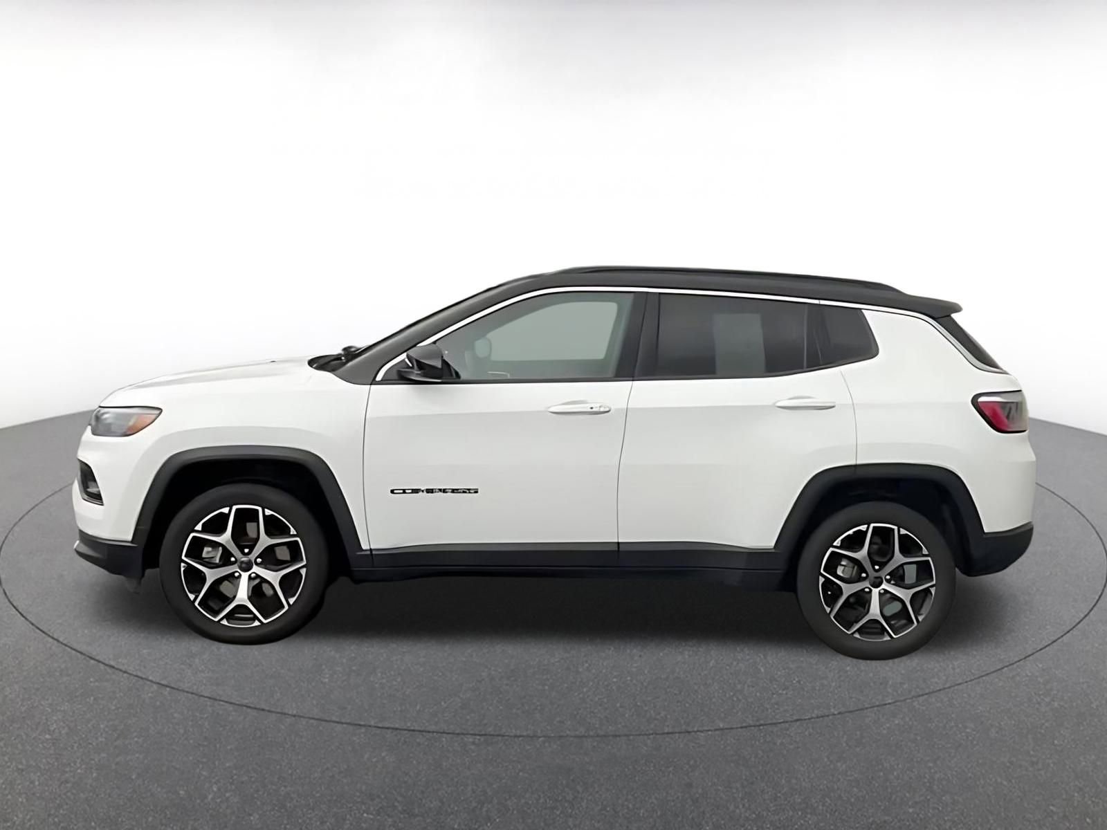 Thumbnail: 2025 Jeep Compass - 9