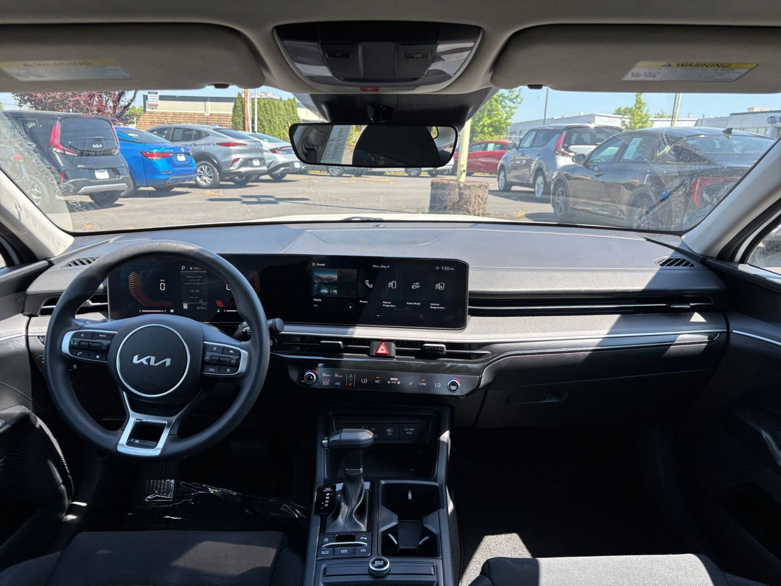 Thumbnail: 2025 Kia K5 - 32