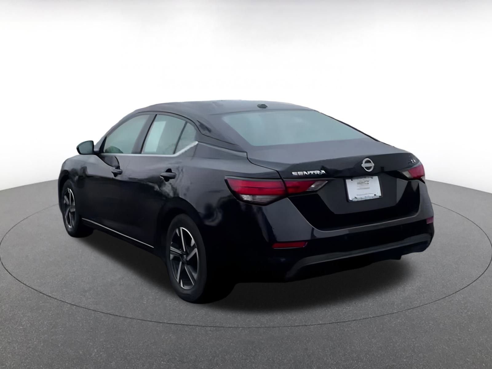 Thumbnail: 2024 Nissan Sentra - 12