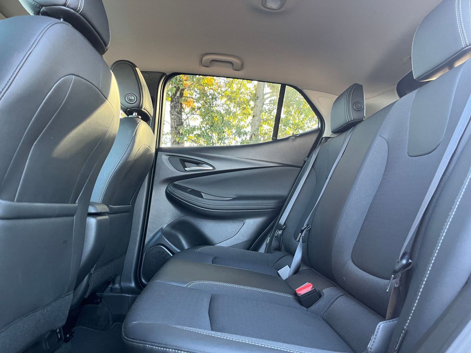 Thumbnail: 2025 Buick Encore GX - 23