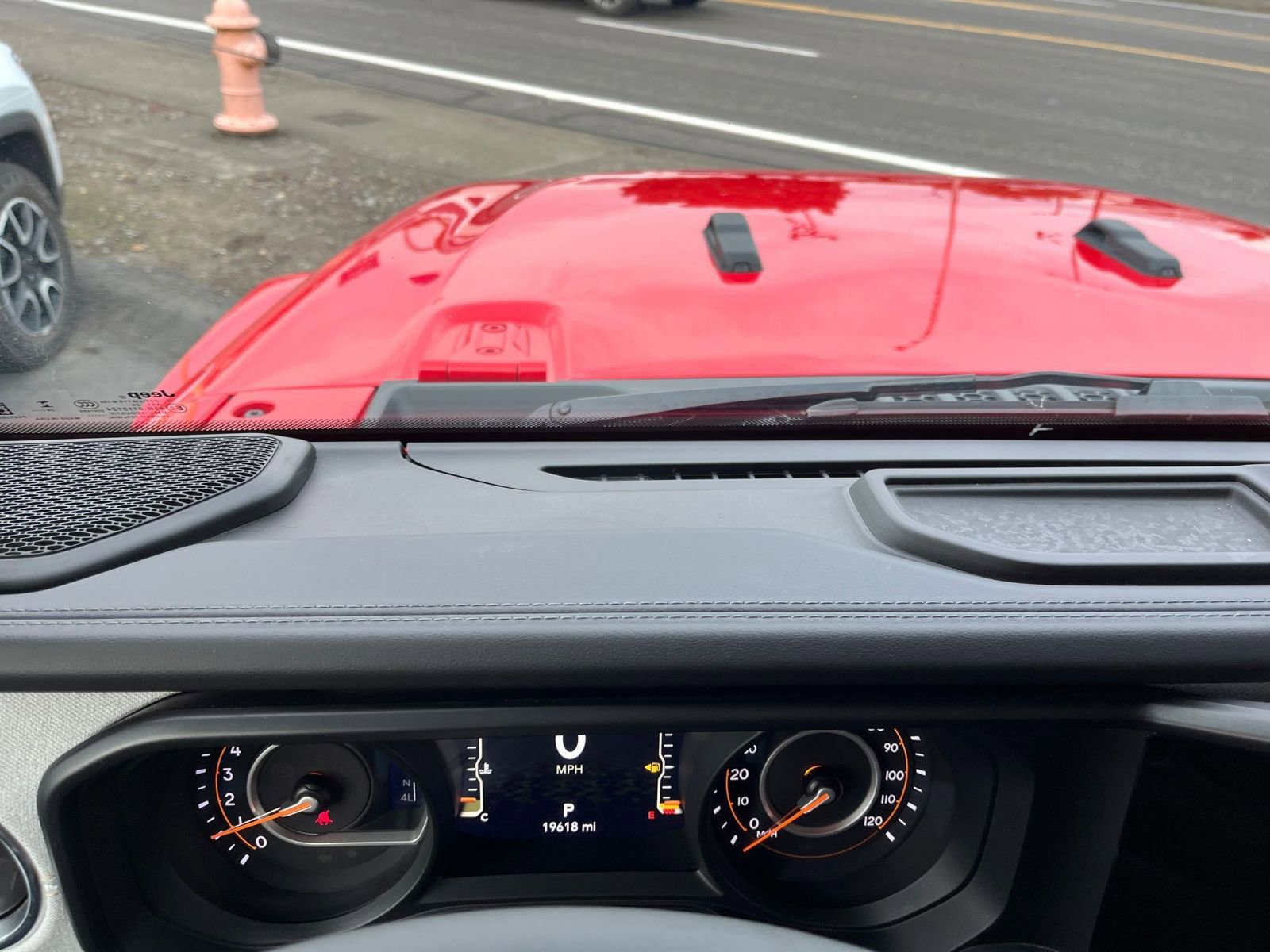 Thumbnail: 2025 Jeep Wrangler - 32