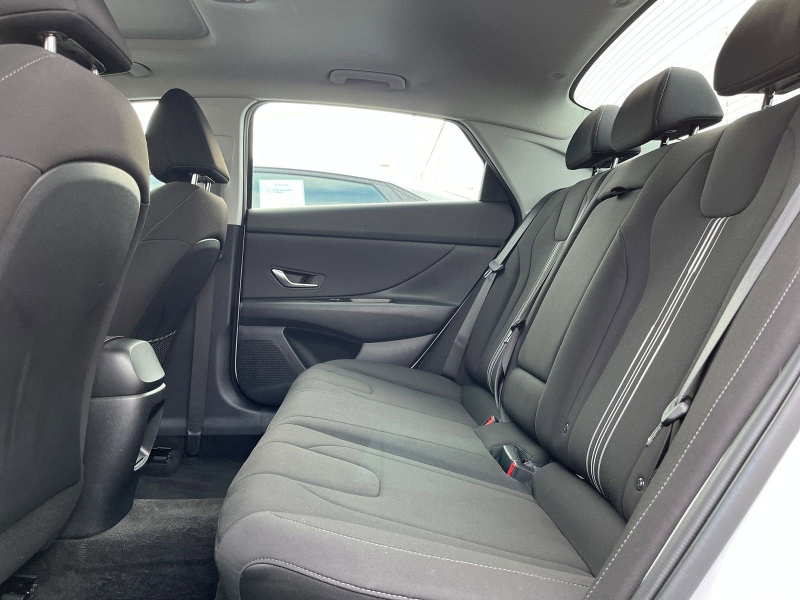 Thumbnail: 2025 Hyundai Elantra - 24