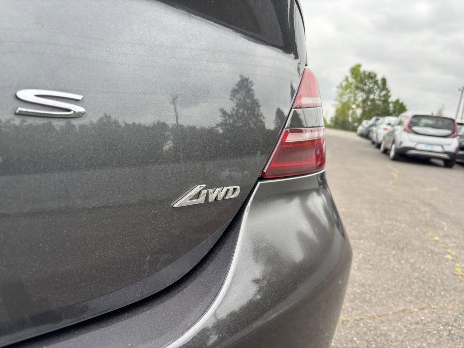 Thumbnail: 2025 Genesis G70 - 17