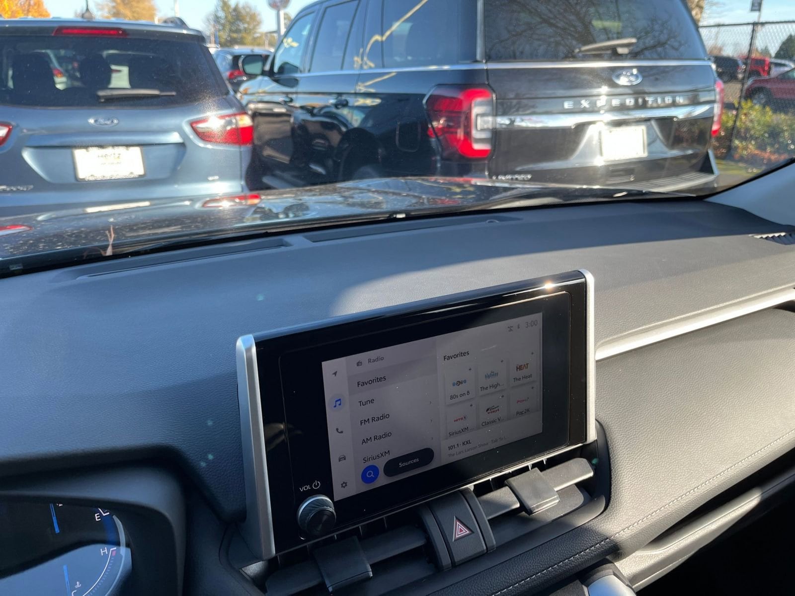 Thumbnail: 2025 Toyota RAV4 - 18