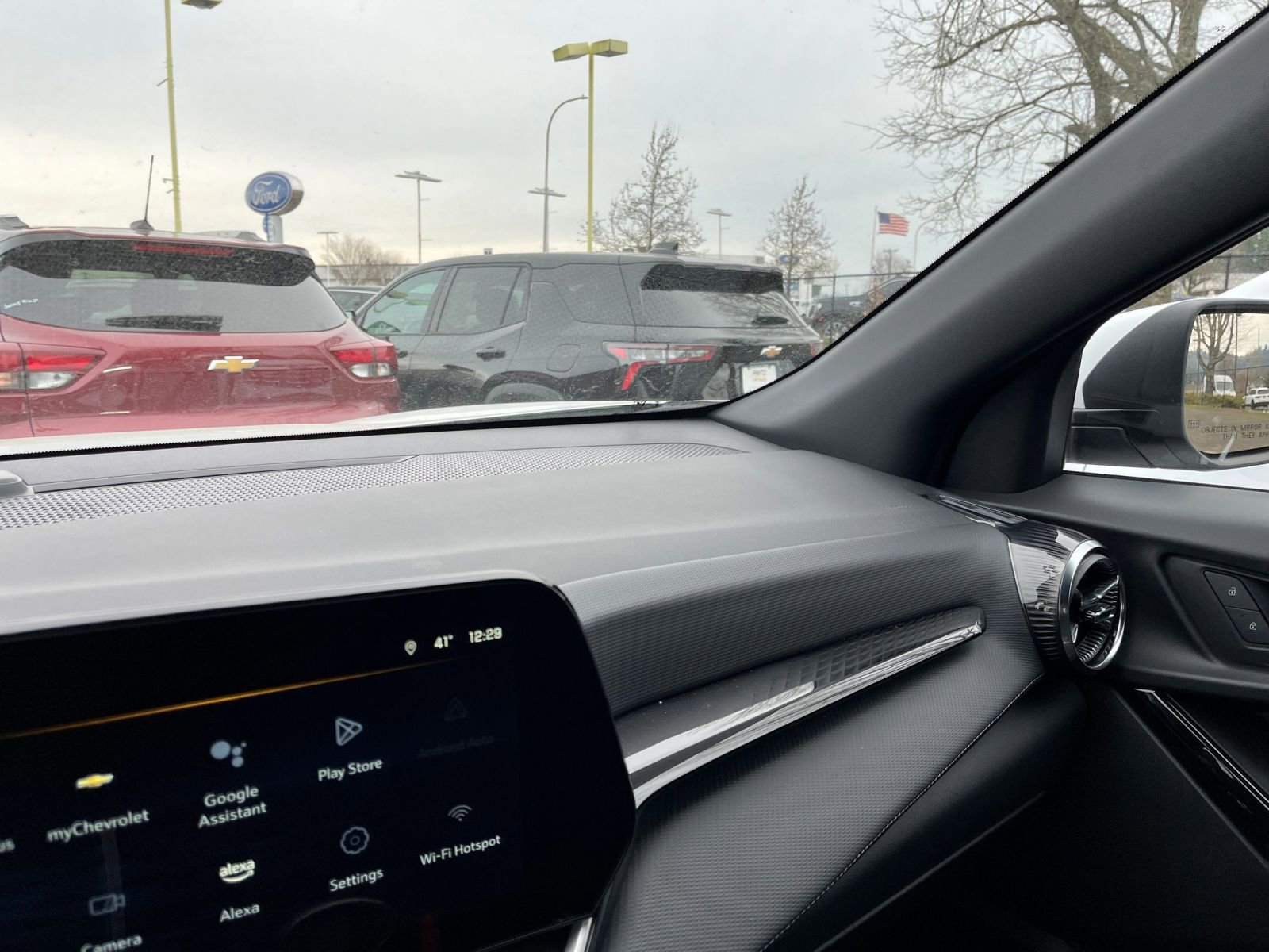 Thumbnail: 2025 Chevrolet Equinox - 35