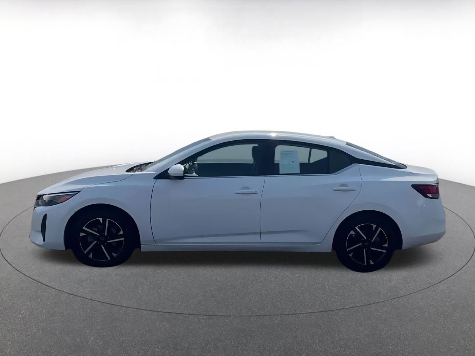 Thumbnail: 2024 Nissan Sentra - 11